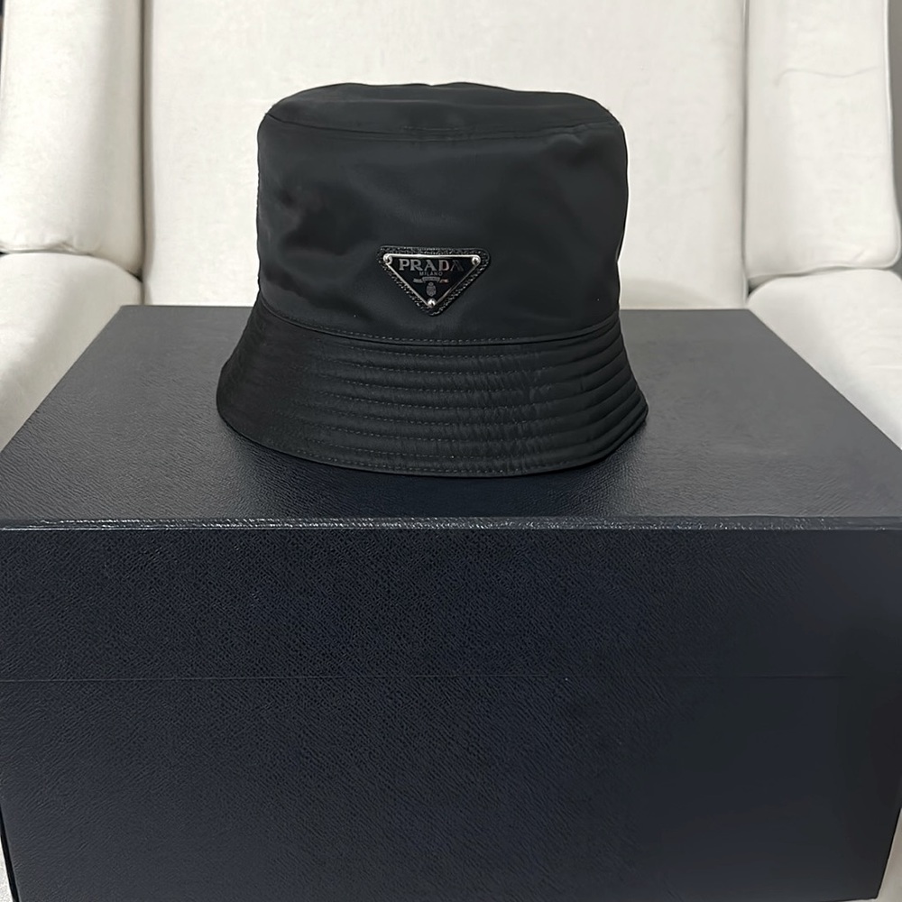 Prada Re-Nylon bucket hat black